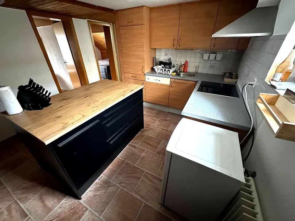 Grosse, geräumige Wohnung mit Terrasse