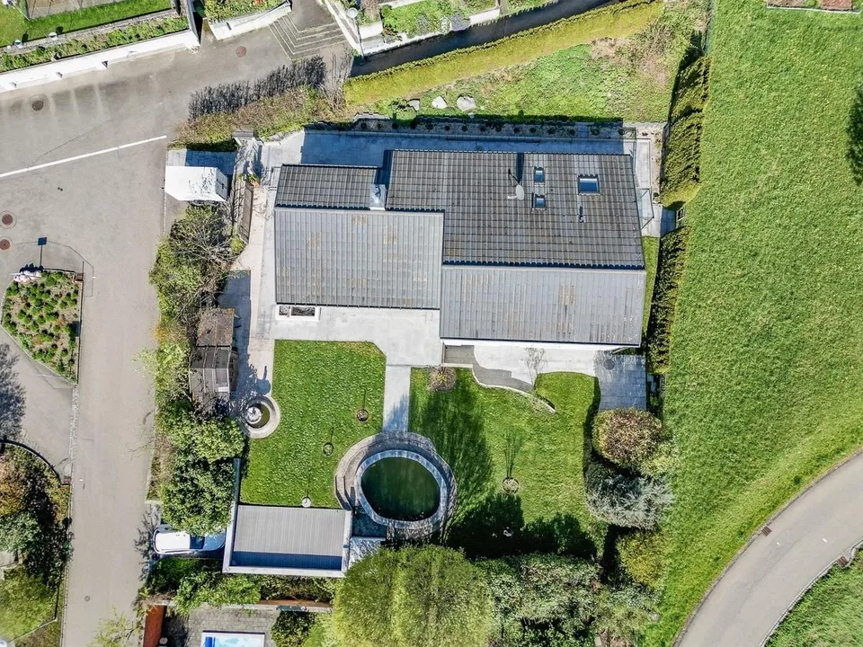 Grosszügiges 4.5-Zimmerhaus mit Einliegerwohnung