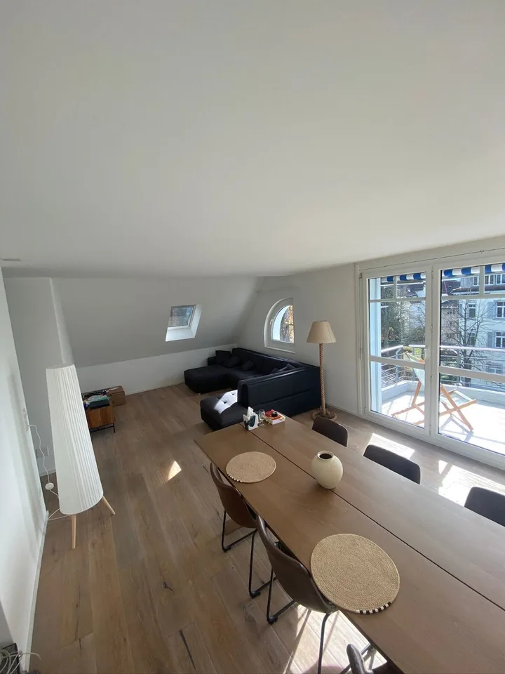 ROOM FOR RENT- 1 minute walk from University of St. Gallen