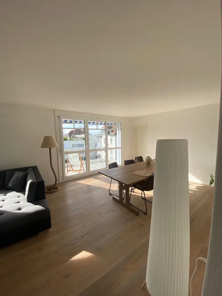 ROOM FOR RENT- 1 minute walk from University of St. Gallen