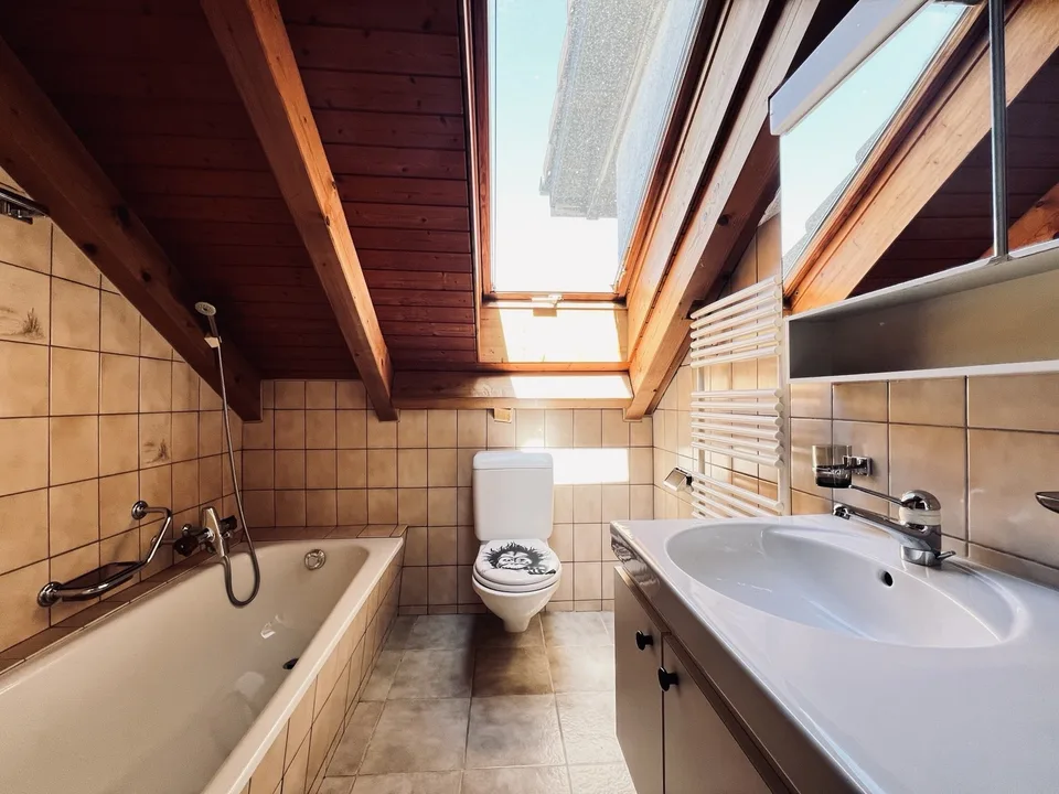 4.5-Zimmer-Dachwohnung mit Charme