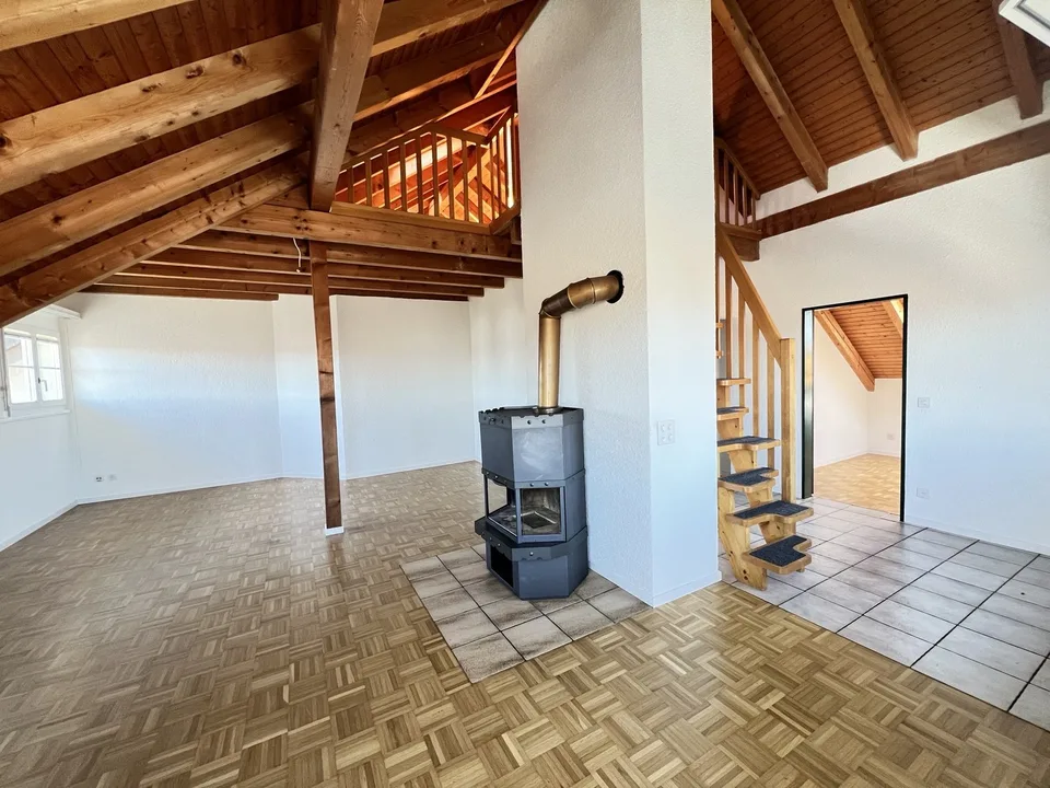 4.5-Zimmer-Dachwohnung mit Charme