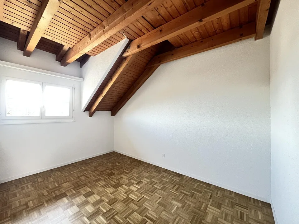 4.5-Zimmer-Dachwohnung mit Charme