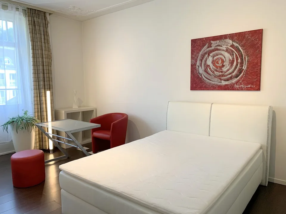 «Balkon, Zentrum, BoxSpringBett - schön möbliertes WG-Zimmer in St.Gallen»