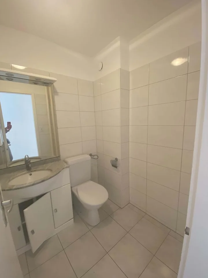 Schöne 3 1/2 Zi.-Wohnung mit Sitzplatz und Balkon