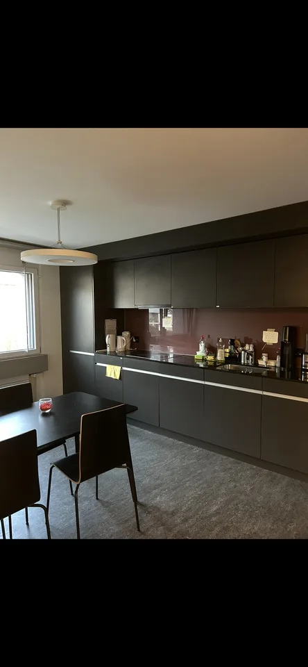 Private Room with Bathroom in the Heart of St. Gallen