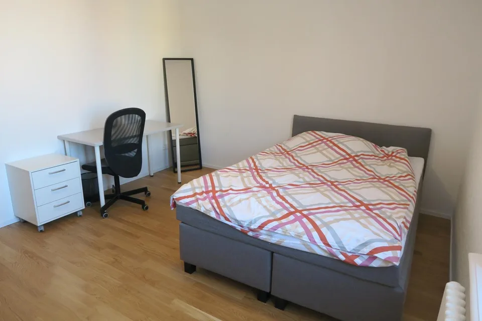 Möbliertes WG-Zimmer all-inclusive und mit Garten – ideal für Studierende