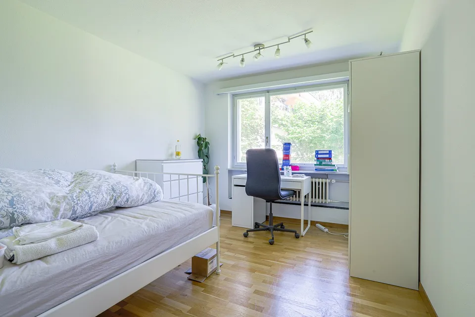 Helles Zimmer in StudentenWG