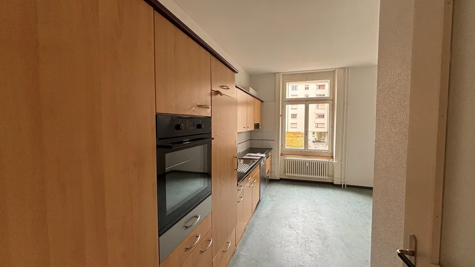 Lovely furnished apartment in student flat, central sunny quiet (Schwalbenstr. 8)