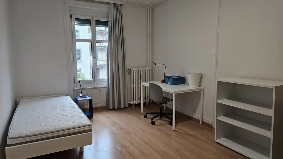 möbliertes, helles WG-Zimmer - zentral, modern und alles inklusive, 1.OG, Zimmer 1