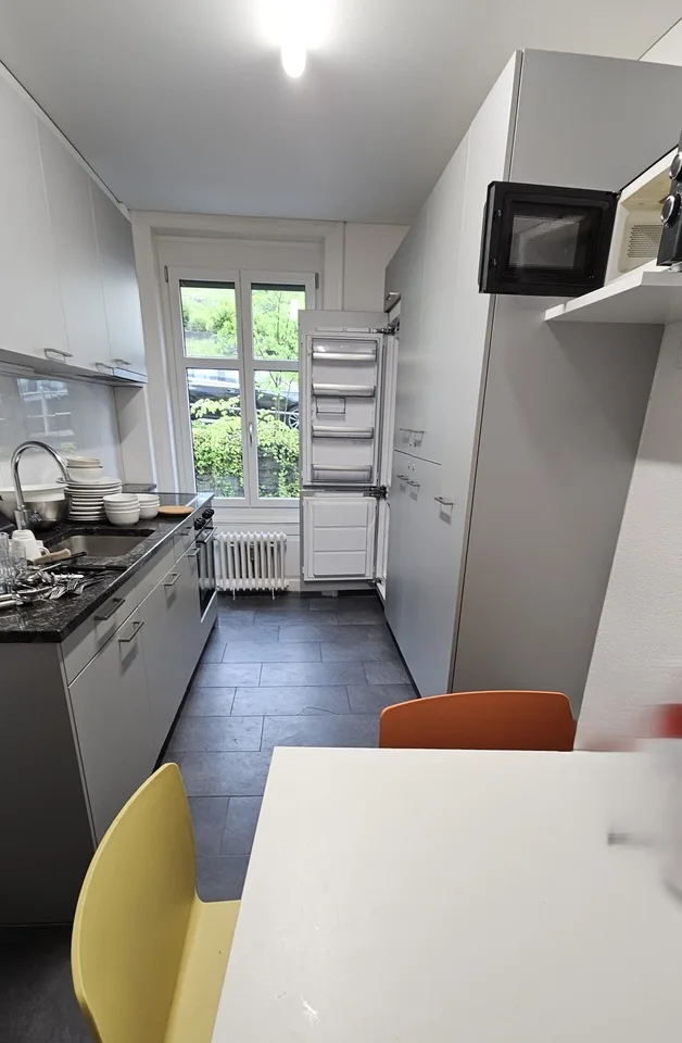 möbliertes, helles WG-Zimmer - zentral, modern und alles inklusive, 1.OG, Zimmer 1