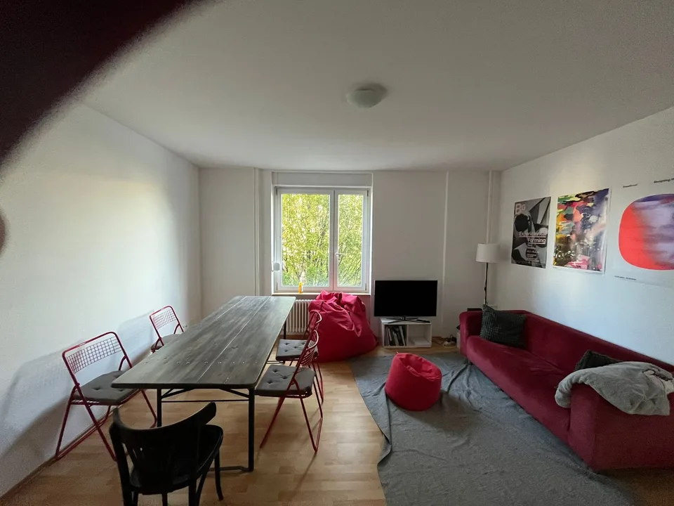 4 Zimmer Wohnung perfekt für eine WG ab Juli 2026