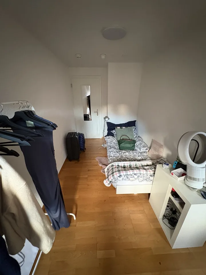 Cozy ensuite room in shared flat.