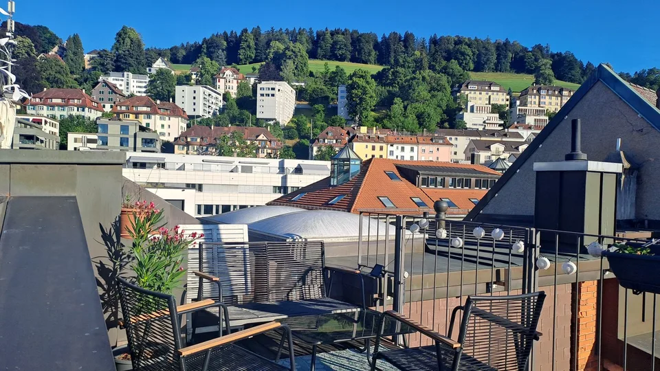 Zentrale Wohnung mit Dachterrasse