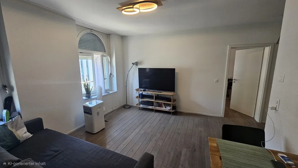 Zentrale und moderne Moderne 2-Zimmer-Wohnung in historischem Gebäude