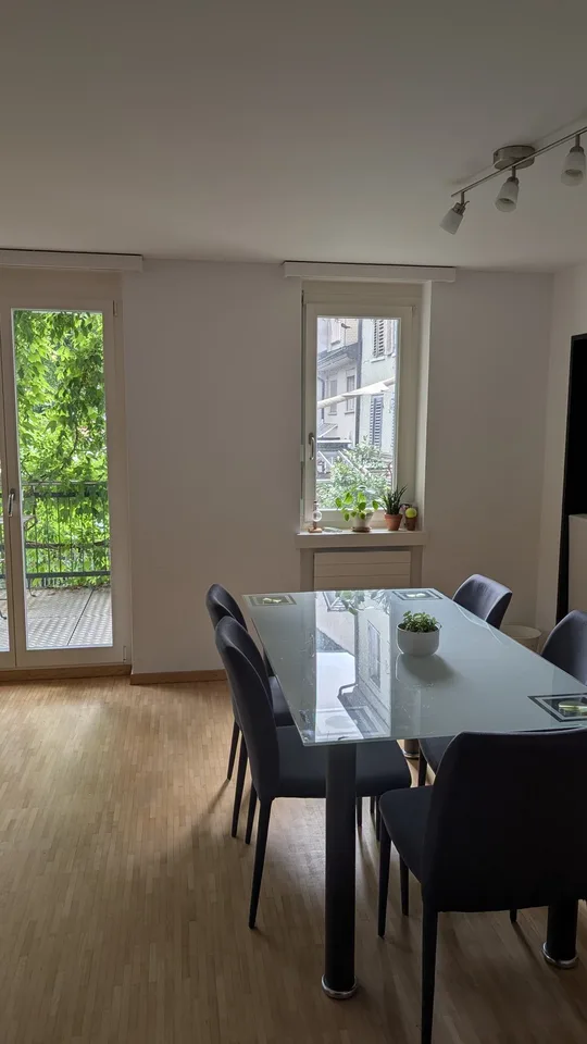 Helles WG-Zimmer an top Lage beim Marktplatz