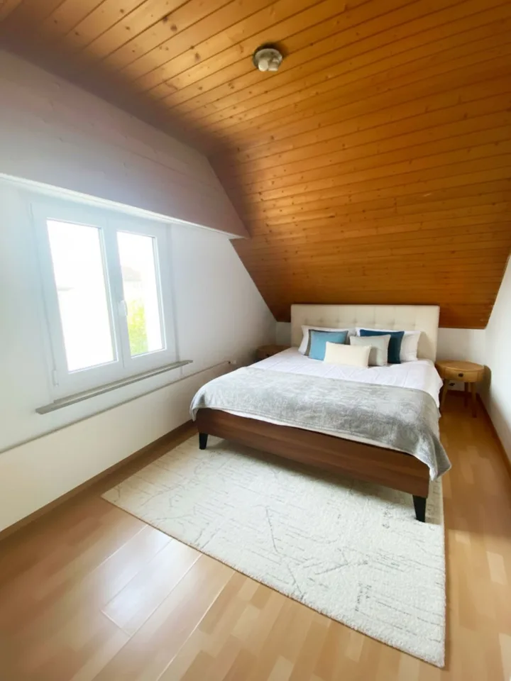 Charmante 3.5-Zimmer-Dachwohnung an zentraler Lage in St. Gallen