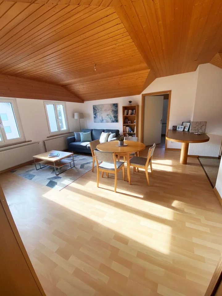 Charmante 3.5-Zimmer-Dachwohnung an zentraler Lage in St. Gallen