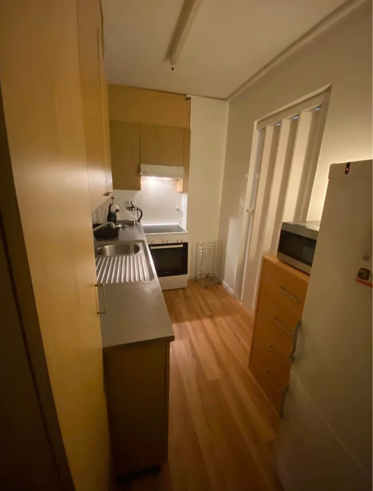 Room in 2 person WG for JUNE