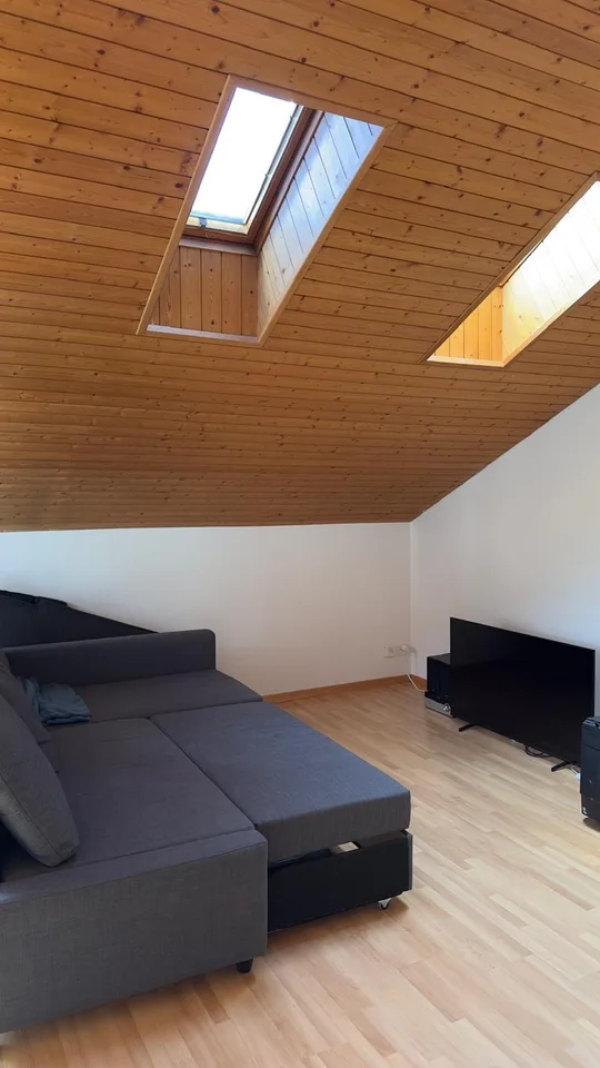 Balkon - Zentrum - Kurzzeitmiete von 01.02-30.04 80m2