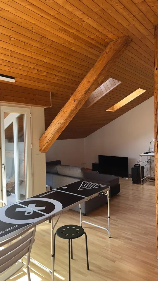 Balkon - Zentrum - Kurzzeitmiete von 01.02-30.04 80m2