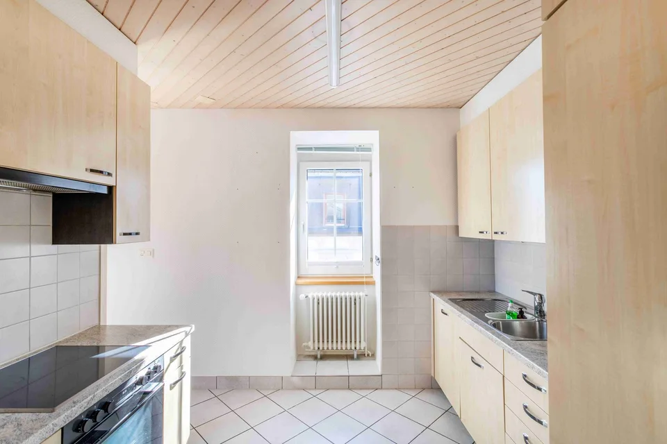 Moderne & grosszuegige 3.5-Zimmer-Wohnung in SG