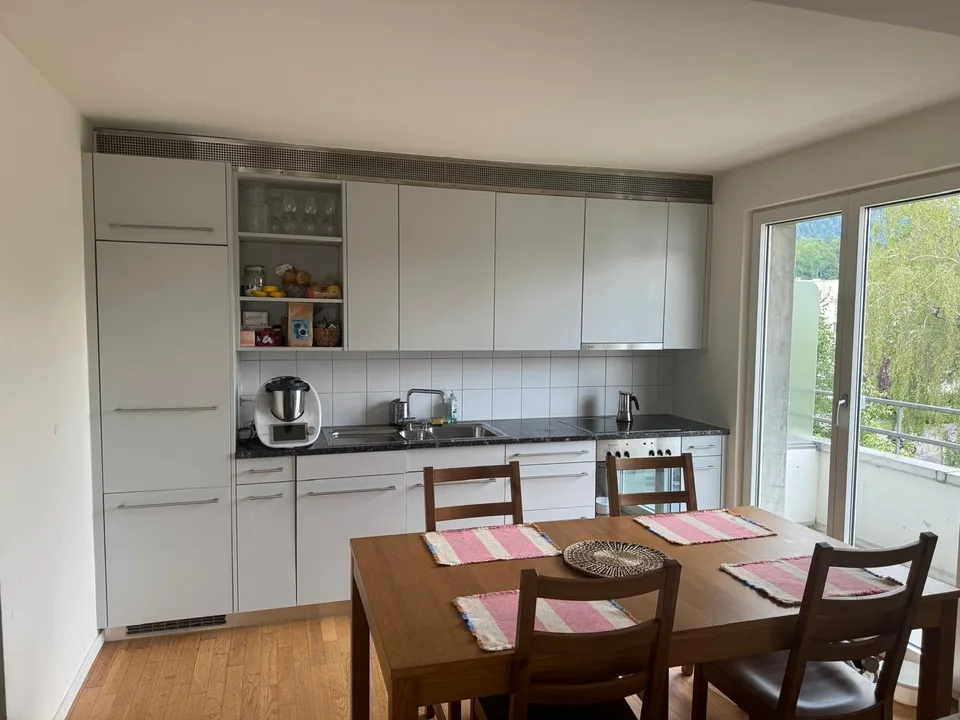 Möblierte 2-Zimmer-Wohnung für 2 Monate (August–September)