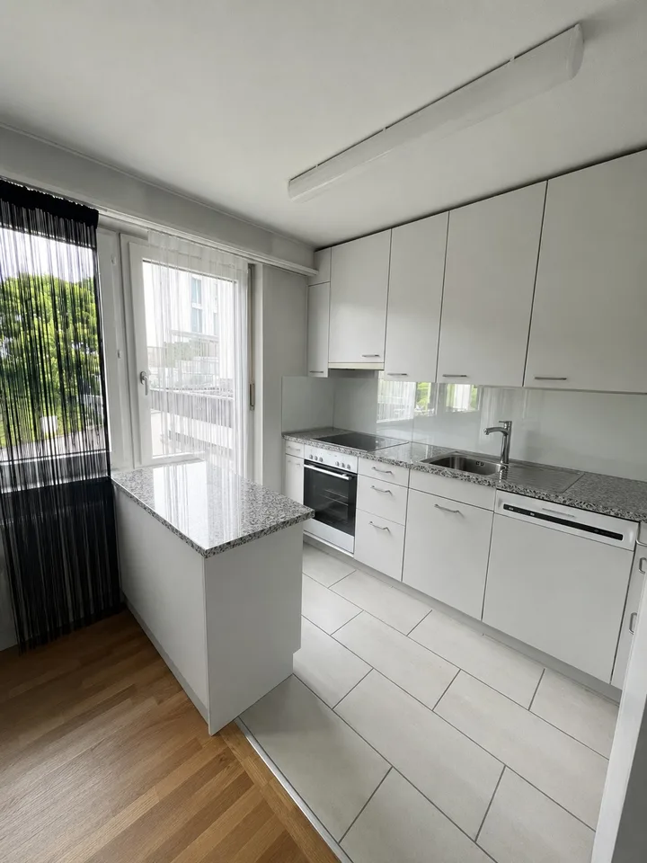 BEFRISTET Wohnen im Grünen mit bester Anbindung – attraktive 3.5-Zimmer-Wohnung in Kloten