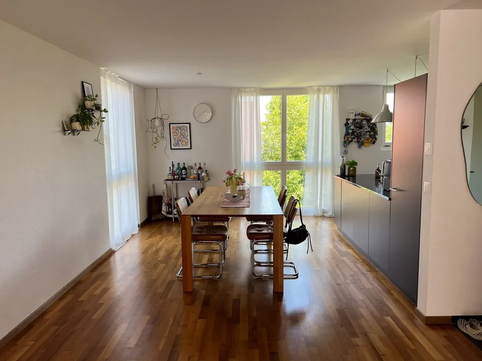 Nachmieter/in gesucht – helle 3-Zimmer-Wohnung am Bahnhof Oberwinterth