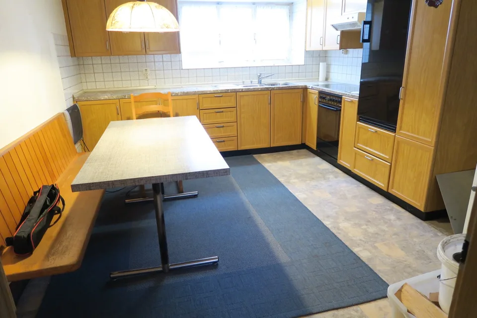 Einfamilienhaus mit Scheune an ruhiger Lage