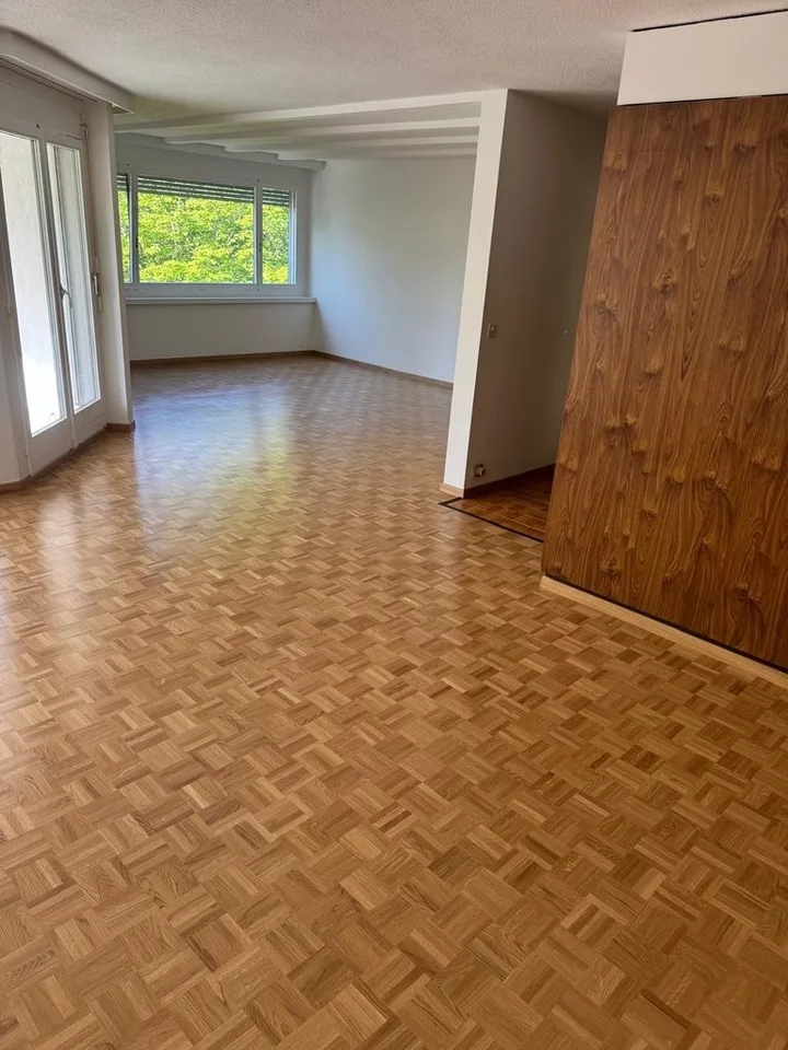 Helle schöne Wohnung