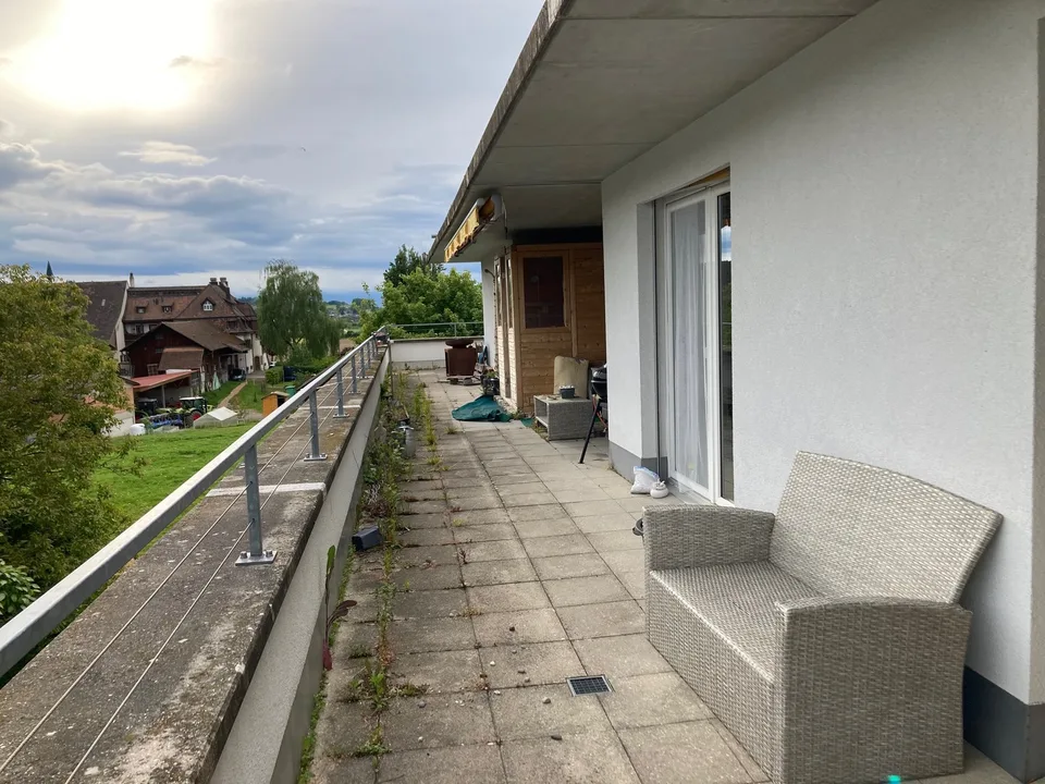 Attika-WG mit großem Balkon und Sauna