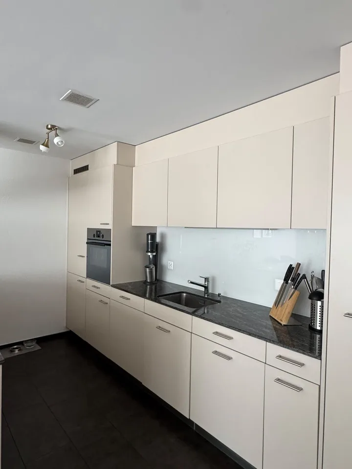 Helle 4.5-Zimmer-Erdgeschosswohnung – ruhige Lage, nahe Bahnhof