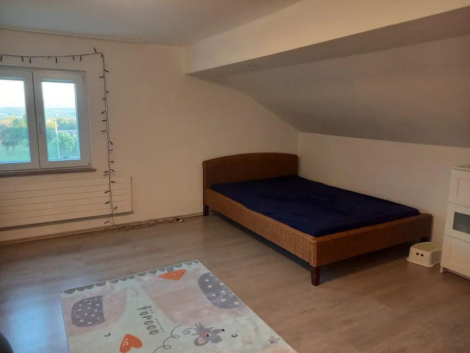 Großzügige 2,5 Zimmer Wohnung in schöner Umgebung zu vermieten
