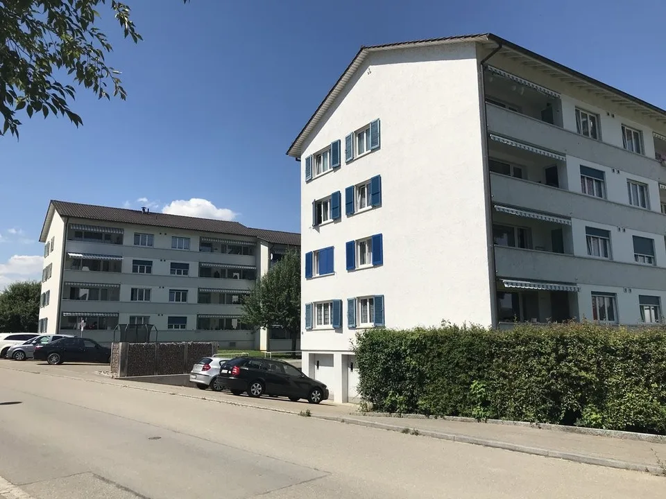 Abstellplatz aussen zu vermieten