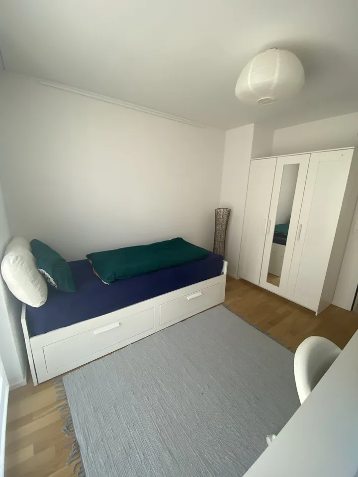 Gemütliches WG Zimmer in Gächlingen, nur an weibliche Person