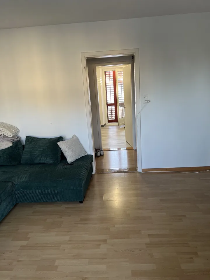 Nachmieter gesucht 4-Zi. Neuhausen