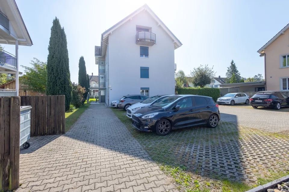 Gemütliche 2.5 Zimmer Dachwohnung in Sulgen