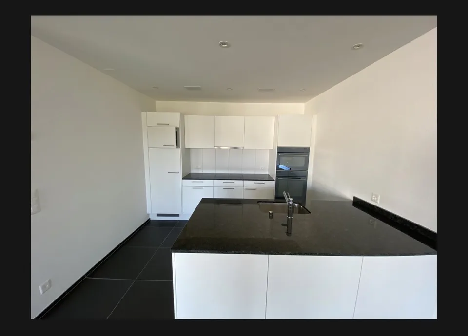 Moderne 2-Zimmer-Wohnung mit Balkon und herrlicher Aussicht in Eschlikon