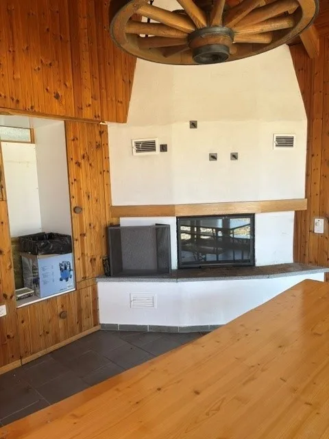 Älteres Reihen Wohnhaus zu verkaufen. Einseitig angebaut. – foto 6 di 10