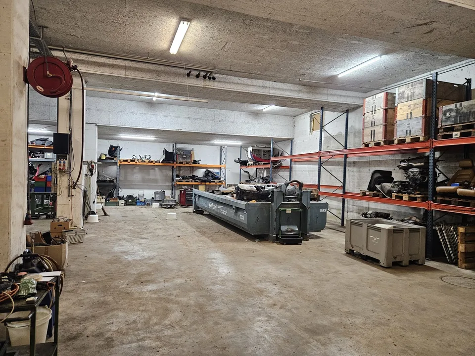 Gewerbe- & Lagerfläche in Lütisburg – 430 m² mit Deckenhöhe von 4.5m
