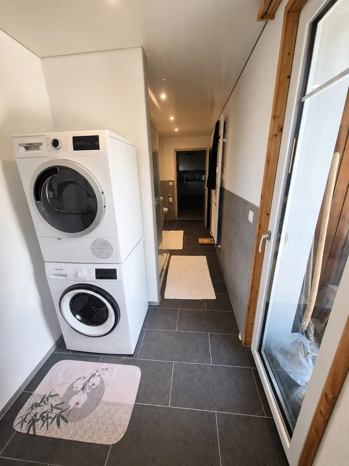 Modernes Wohlfühlen in Lütisburg – Frisch renovierte 4.5-Zimmer-Wohnung
