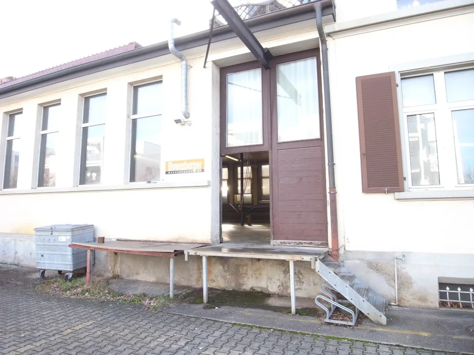 Gewerbehalle