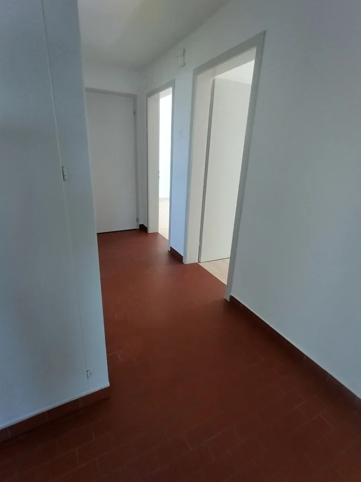 Schöne Wohnung mit Balkon