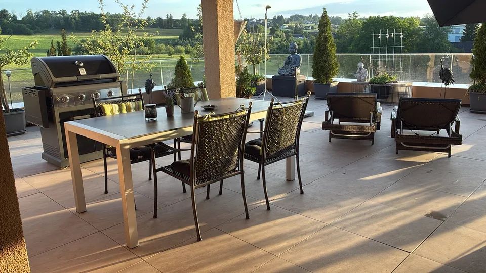 Zimmer mit eigenem Bad & 160 m² Terrasse
