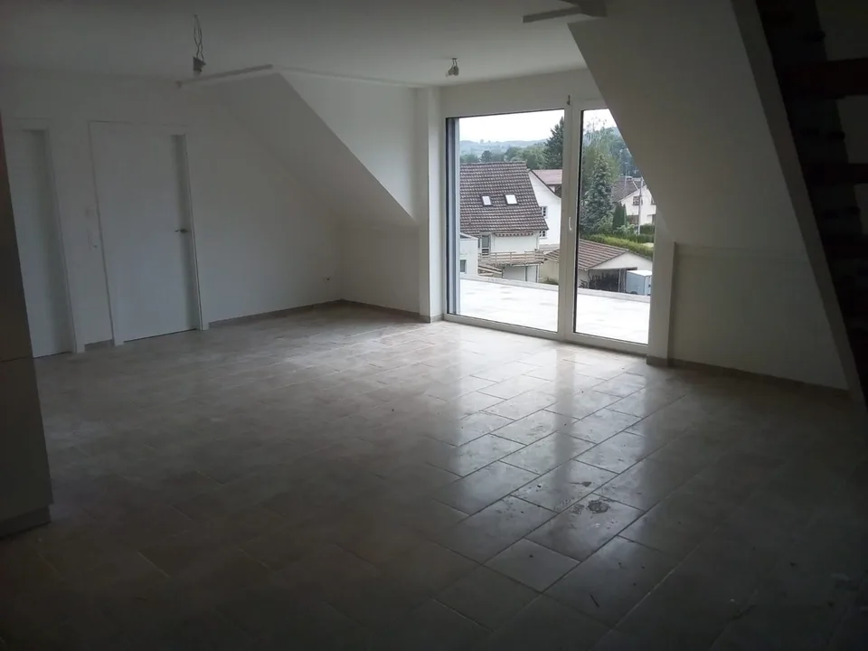 6 Zimmer Maisonette Wohnung