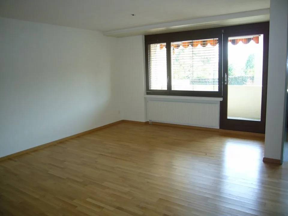 Sonnige Wohnung mit Sitzplatz