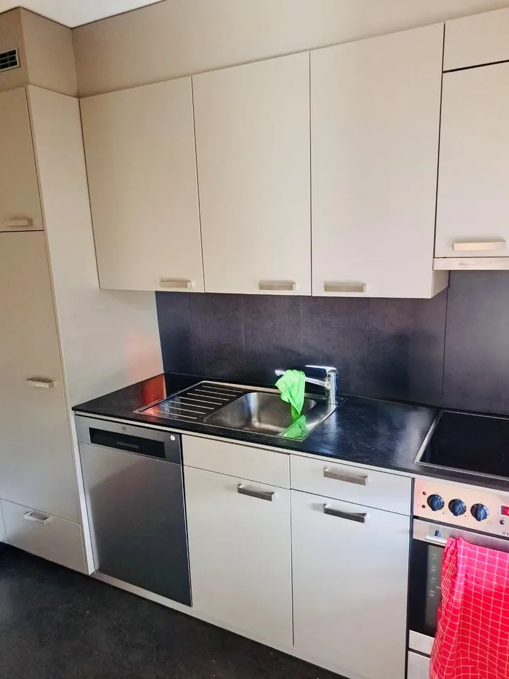 Helle 2-Zimmer-Wohnung Hochparterre