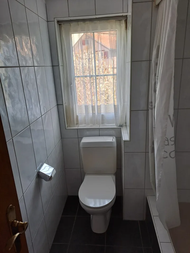 zentral gelegenes möbliertes 1-Zimmer Studio