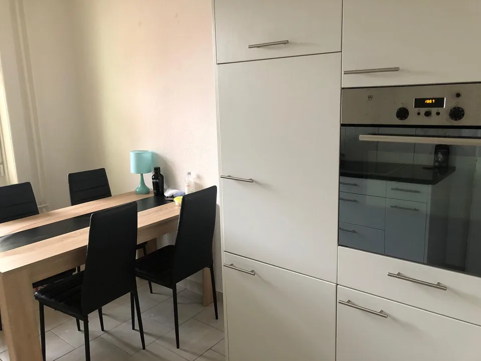 Studenten-WG mit Komfort: Möbliert, zentral & inkl. Reinigung